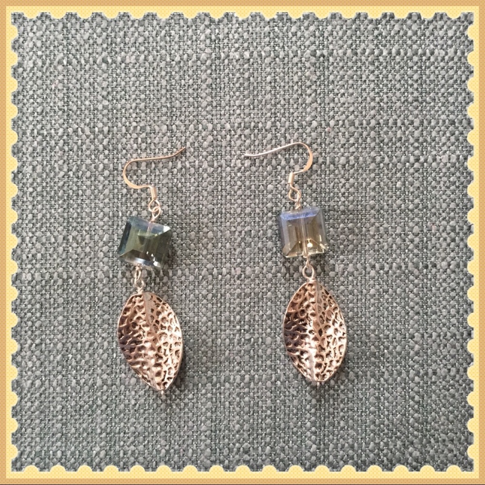 Handmade earrings. Crystal aquamarine color.